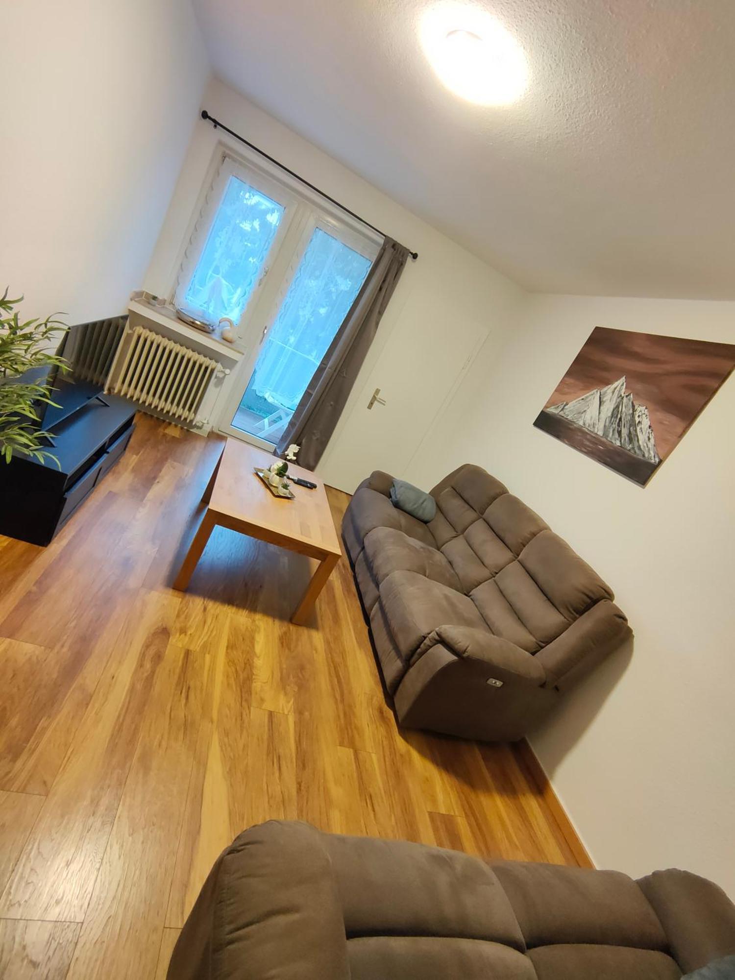 Large Central Apartment - Modern & Fully Equipped - Near Fair ケルン エクステリア 写真