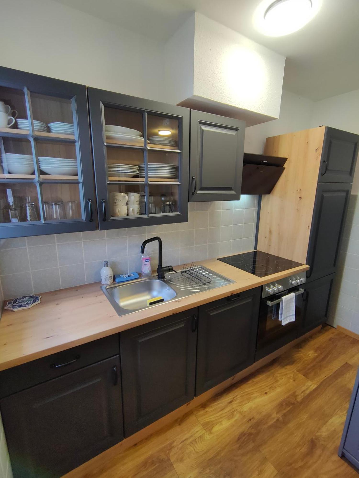 Large Central Apartment - Modern & Fully Equipped - Near Fair ケルン エクステリア 写真